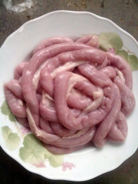 Cách làm xúc xích ngon đơn giản nhất tại nhà