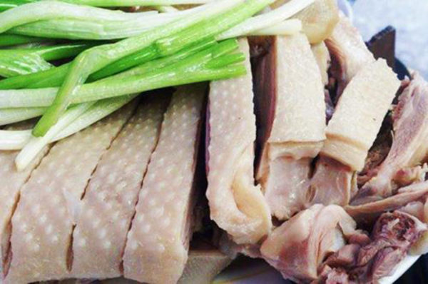 Cách luộc vịt ngon thịt thơm mềm không hôi