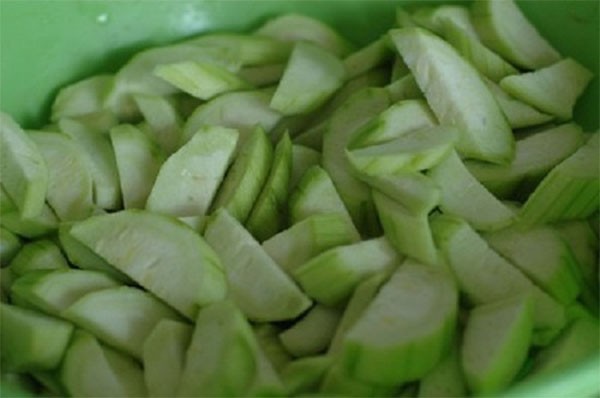 Cách nấu canh cua đồng rau đay ngon mát ngày hè