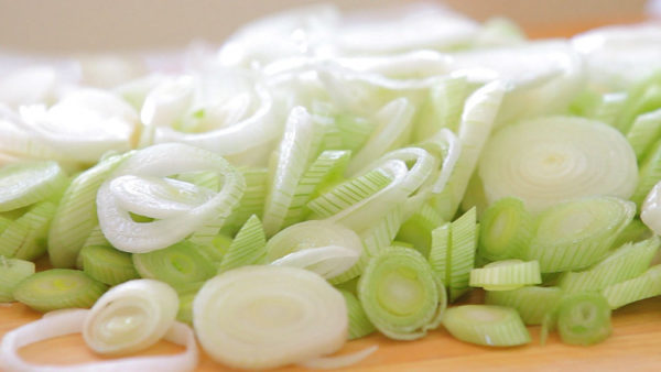 Cách nấu canh hàu củ cải siêu nhanh mà lại vô cùng thơm ngon, bổ dưỡng