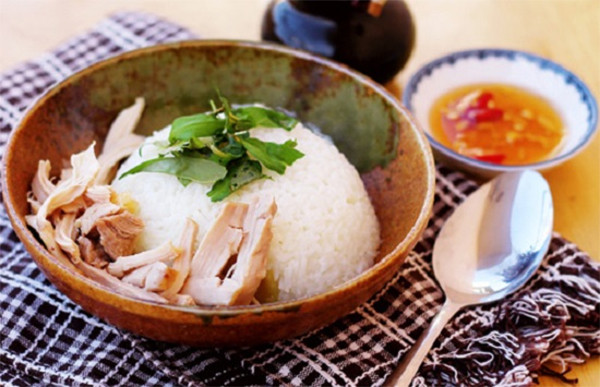 Cách nấu cơm gà chuẩn ngon như ngoài tiệm