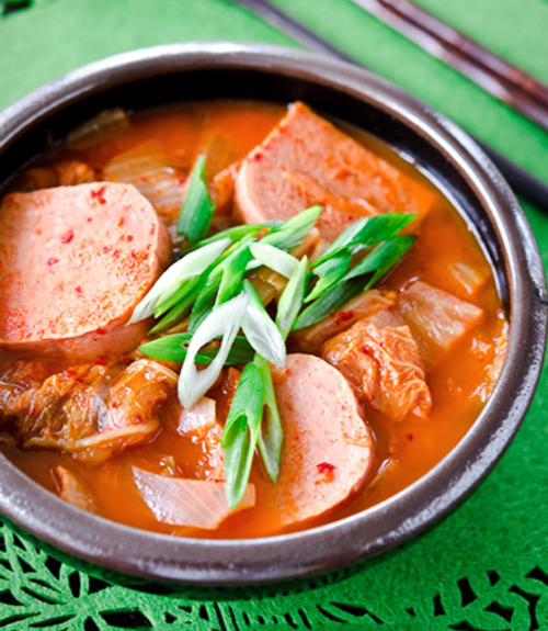 Cách nấu thịt hộp ngon hấp dẫn đơn giản ngay tại nhà