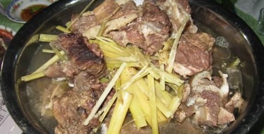 Cách nấu món thịt trâu hầm thơm ngon cho bữa cơm gia đình