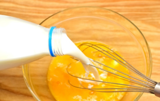 Cách làm bánh bao kim sa cực đơn giản