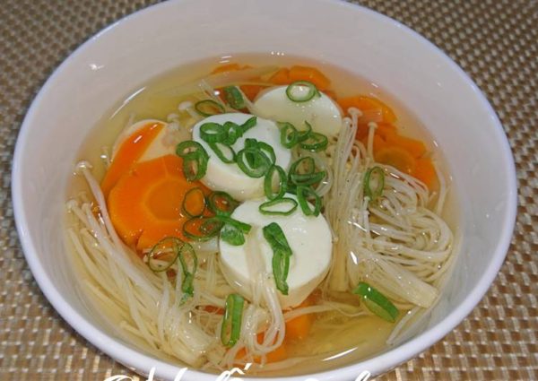 Canh đậu hũ nấu kim châm chay siêu ngon, thanh mát cho cả nhà