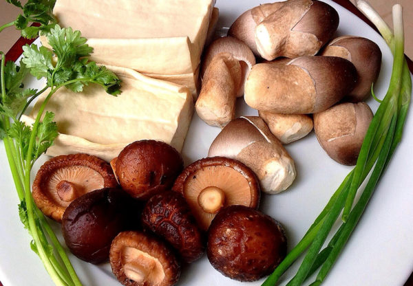 Canh đậu hũ nấu kim châm chay siêu ngon, thanh mát cho cả nhà