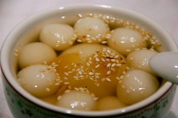 Cách làm chè trôi nước ngon tuyệt ngay tại nhà