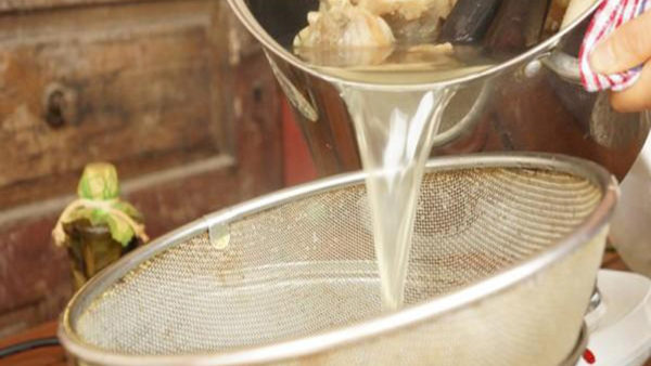 Cách nấu mì lạnh cực đơn giản ngon đúng chuẩn vị Hàn Quốc