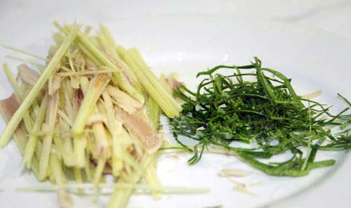 Cách làm gà rang muối tuyệt ngon cho ngày cuối tuần