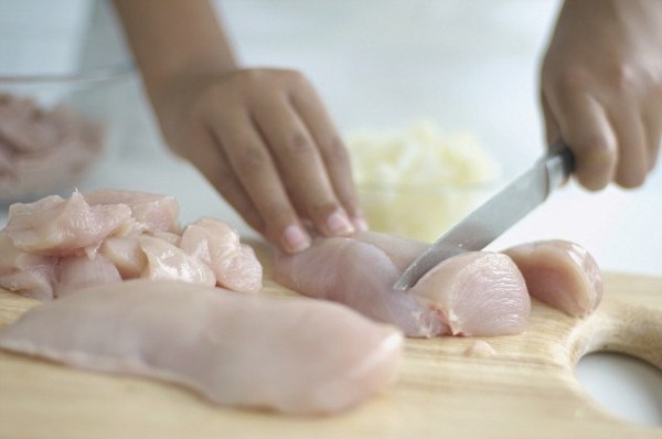 Gà xào sả ớt giòn cay cho ngày đông lạnh