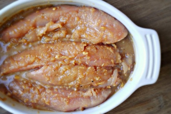 Gà xào sả ớt giòn cay cho ngày đông lạnh