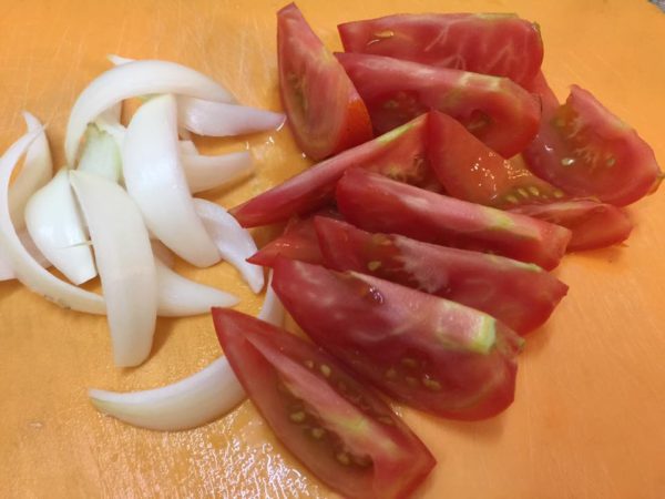 Gợi ý cách làm thịt trâu xào cần tỏi tại nhà đảm bảo ngon
