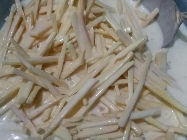 Cách làm bánh tôm hồ Tây – Mang cả Hà Nội bên mình