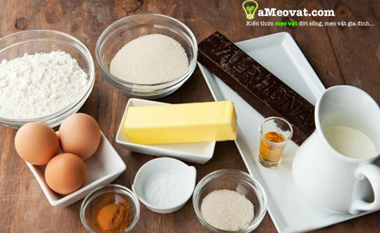 Cách làm bánh bông lan trứng muối nhân phô mai