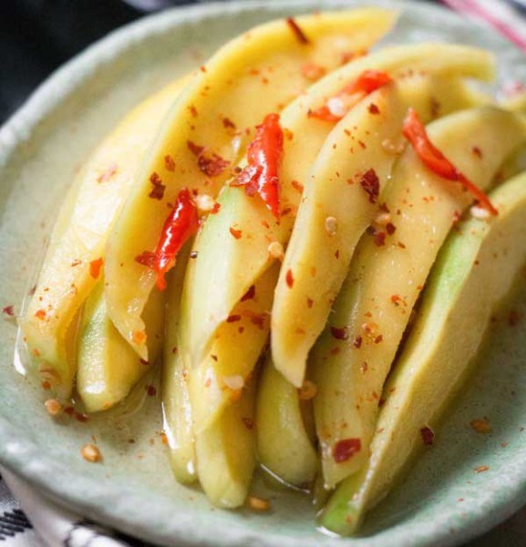 Cách làm xoài dầm ngon nhất quả đất ngay tại nhà