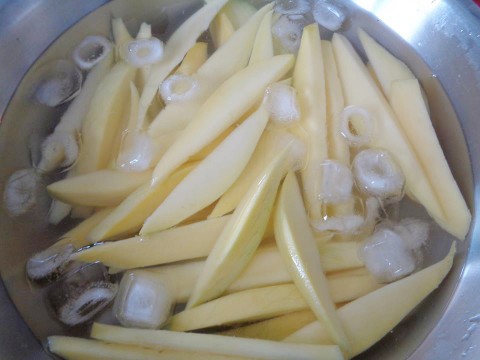 Cách làm xoài dầm ngon nhất quả đất ngay tại nhà