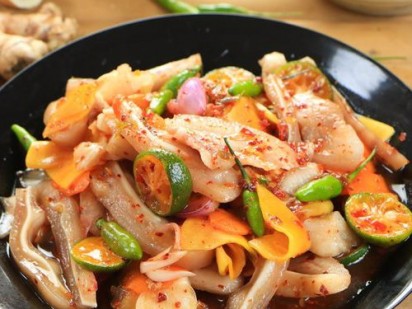 Bật mí công thức cách làm tai heo ngâm sả tắc siêu dễ siêu ngon