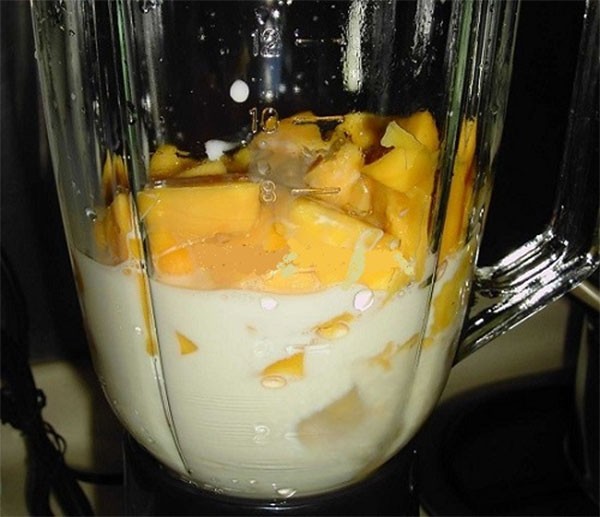 Sinh tố dứa sữa chua dễ làm cho da sáng dáng đẹp