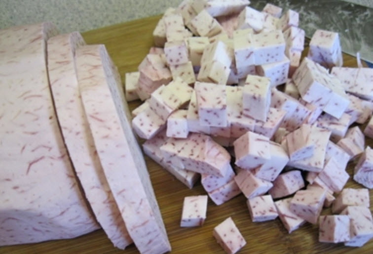 Cách làm bánh khoai môn ngon tuyệt tại nhà