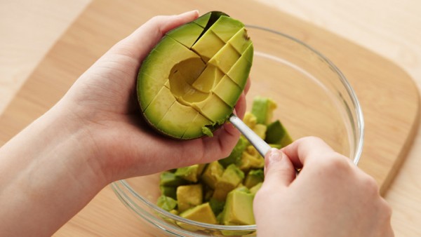 Cách làm sinh tố bơ thơm ngon bổ dưỡng tại nhà