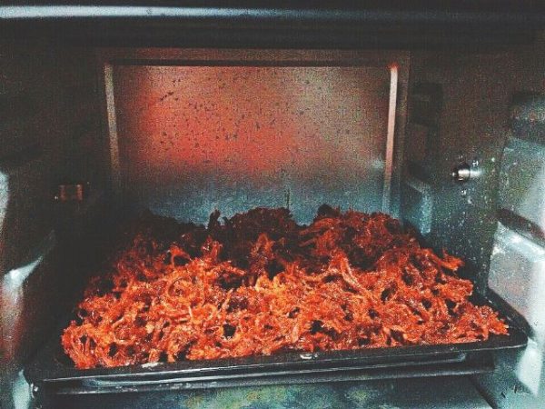 Cách làm thịt lợn giả bò khô ngon ngon cay cay khó cưỡng