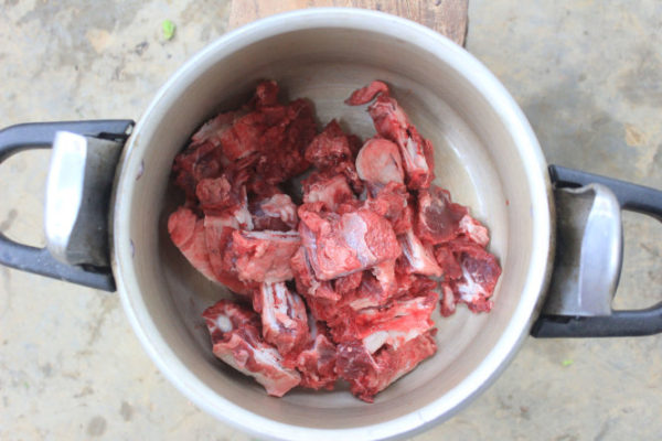 Cách nấu món thịt trâu hầm thơm ngon cho bữa cơm gia đình