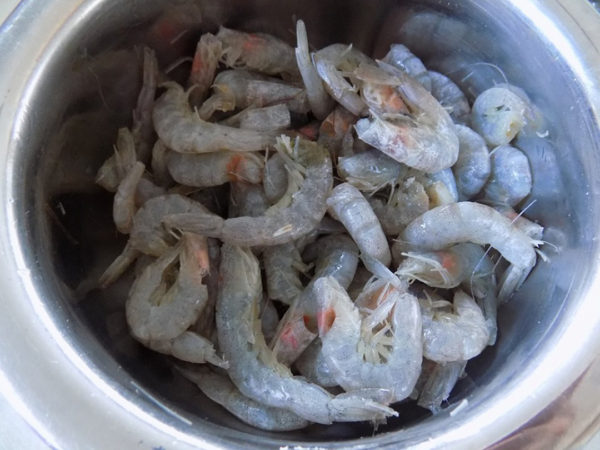 Cách làm bánh tôm hồ Tây – Mang cả Hà Nội bên mình