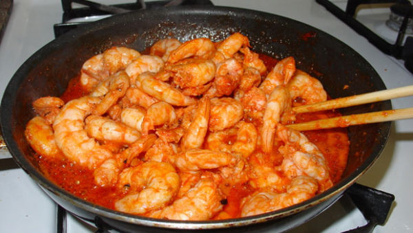 Cách làm tôm rim nước mắm thơm phức đơn giản mà ngon