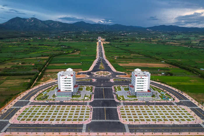 Núi Chư Hreng - Điểm đến hấp dẫn giới trẻ Kon Tum