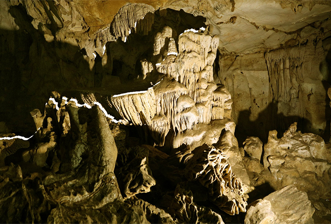 Hang Cẩu Quây - sửng sốt 