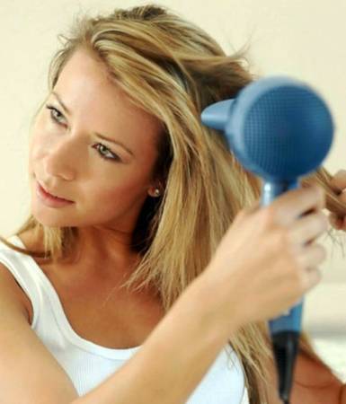 10 vật bạn không nên mang khi đi du lịch