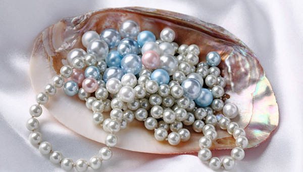 10 vật bạn không nên mang khi đi du lịch