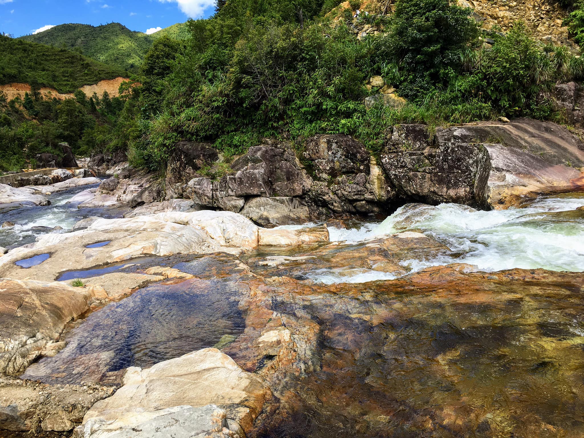 Khám phá hồ Séo Mý Tỷ - Sa Pa (Lào Cai)