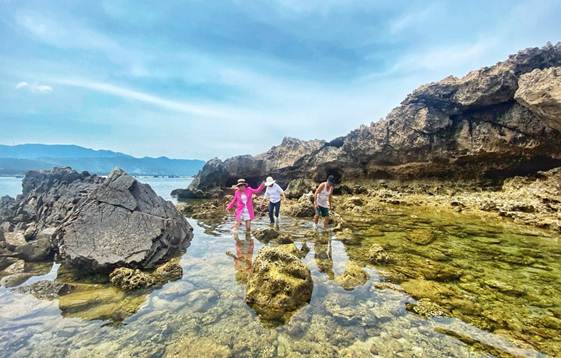 Khám phá Hòn Chông độc lạ ở Ninh Thuận