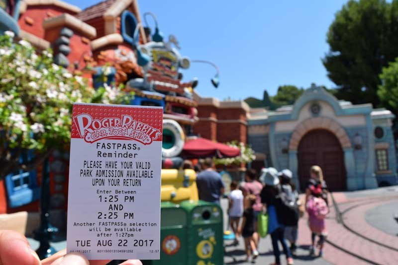 7 bí kíp bỏ túi cho lần đầu đến công viên giải trí Disney