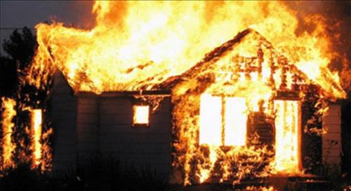 Mơ thấy cháy nhà: Cẩn thận đề phòng