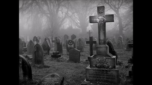 6 cách xua đuổi giấc mơ ma quỷ trong tháng cô hồn