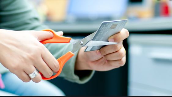 Không kích hoạt thẻ tín dụng FE Credit nhưng bị làm phiền