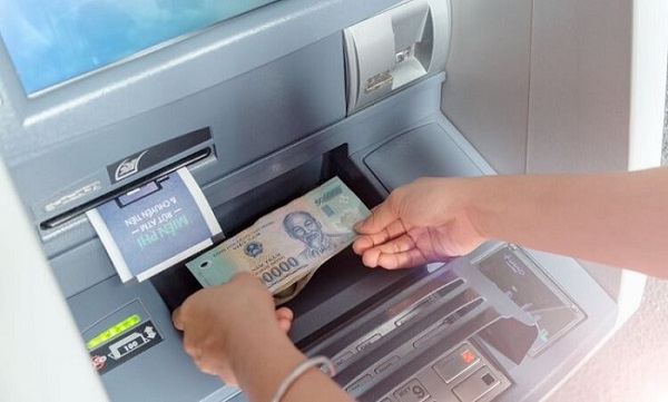 Hướng dẫn cách rút tiền ngân hàng VPBank không cần thẻ