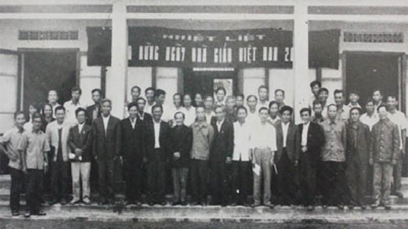 20/11 là ngày gì? Gợi ý tặng quà cho thầy cô ngày Nhà giáo Việt Nam