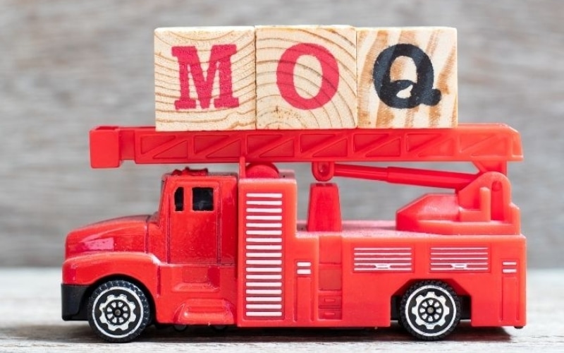 MOQ là gì? Những điều bạn cần biết về số lượng đặt hàng tối thiểu