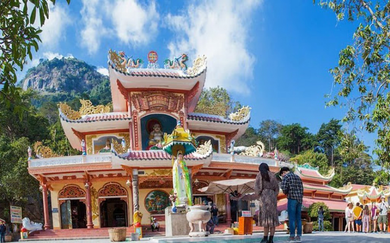 Tết đoan ngọ là gì? Nguồn gốc và ý nghĩa? Nên cúng và lưu ý những gì?