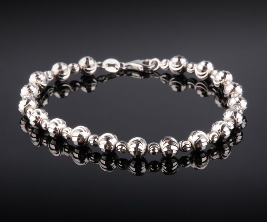 Bạch kim là gì? Đặc điểm tính chất của platin là gì?