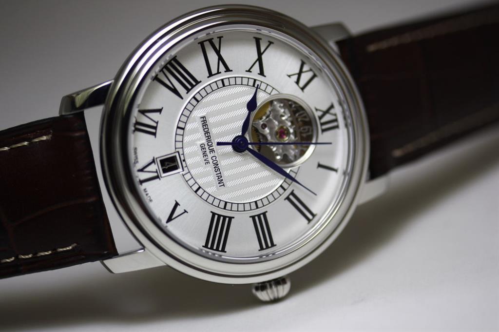 Đồng Hồ Cơ Là Gì? Tìm Hiểu Về Đồng Hồ Cơ Là Gì?