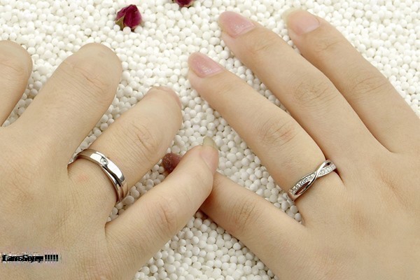 Hôn nhân là gì? Những chế độ trong hôn nhân bạn chưa biết?