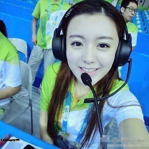 Phát thanh viên là gì và phát thanh viên giỏi cần yếu tố gì?