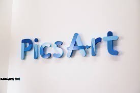 Picsart là gì và cách sử dụng Picsart tạo ảnh trên Facebook?