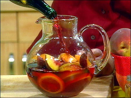 Rượu Brandy là gì và ý nghĩa của các ký hiệu trên chai rượu?