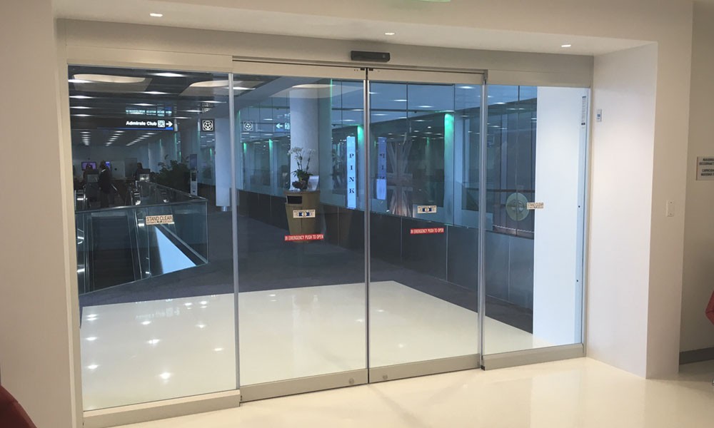 Cửa tự động là gì? Phân loại Cửa tự động