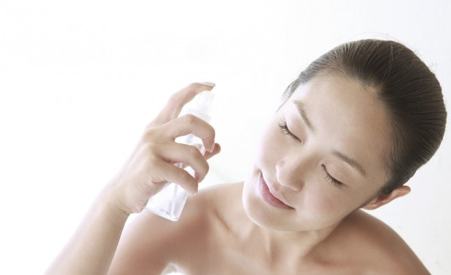 Chăm Sóc Da Nhạy Cảm Trong Mùa Đông Khô Hanh